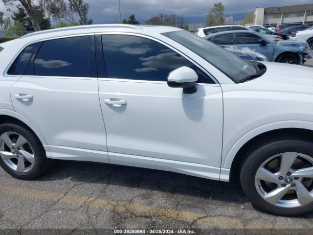 WA1AECF32K1077503 Audi Q3 2.0t Premium