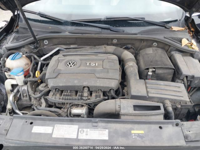 1VWAT7A30FC104540 Volkswagen Passat 1.8t Limited Edition