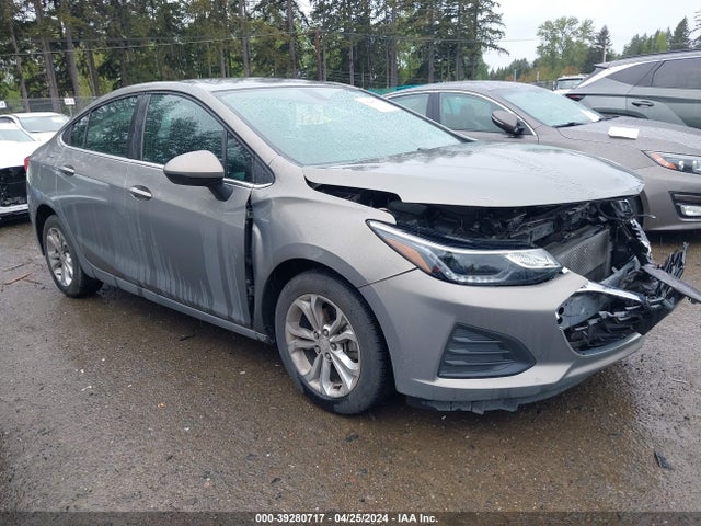 Chevrolet CRUZE LT 2019 1G1BE5SM8K7128450 main image