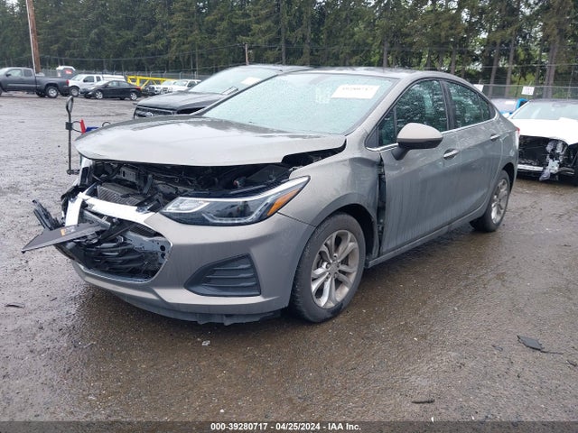 Chevrolet CRUZE LT 2019 1G1BE5SM8K7128450 Image 2