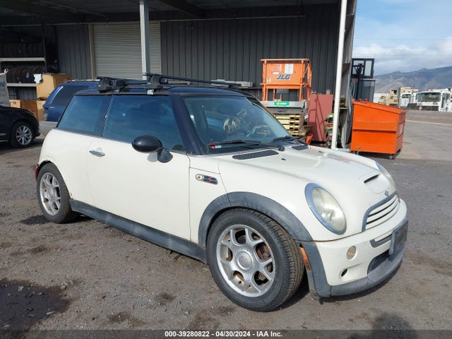 2005 MINI COOPER S WMWRE33515TL11294 Photo 5