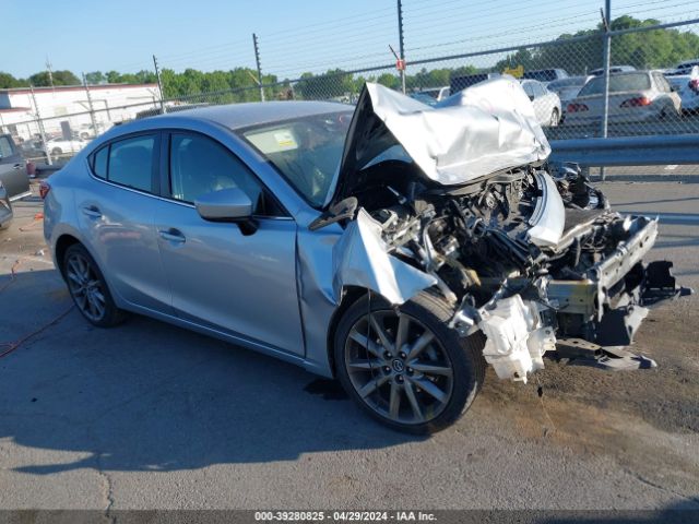 2018 Mazda Mazda3 Touring მანქანა იყიდება აუქციონზე, vin: 3MZBN1V39JM181727, აუქციონის ნომერი: 39280825