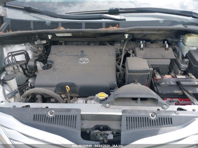 Toyota Sienna Le 8 Passenger 2015 5TDKK3DC9FS667759 Image 10
