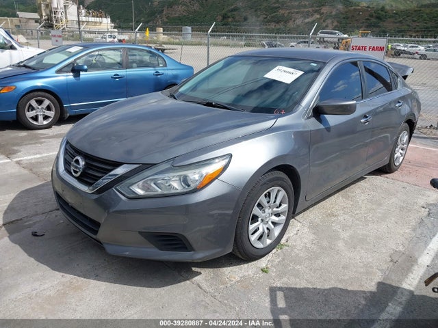 Nissan Altima 2.5 S 2018 1N4AL3AP4JC146769 Image 2