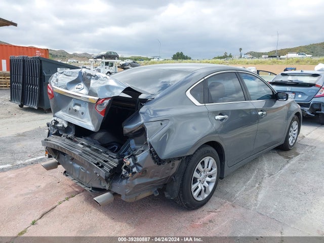 Nissan Altima 2.5 S 2018 1N4AL3AP4JC146769 Image 4