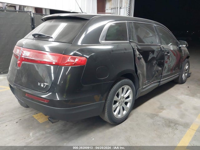 2LMHJ5AT4KBL02608 Lincoln Mkt Standard