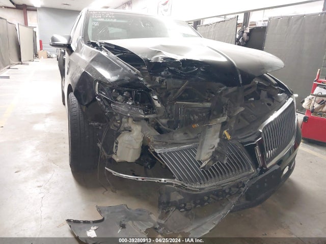 2LMHJ5AT4KBL02608 Lincoln Mkt Standard