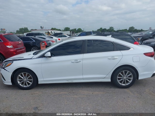 Hyundai SONATA SE 2018 5NPE24AF5JH655656 Image 14