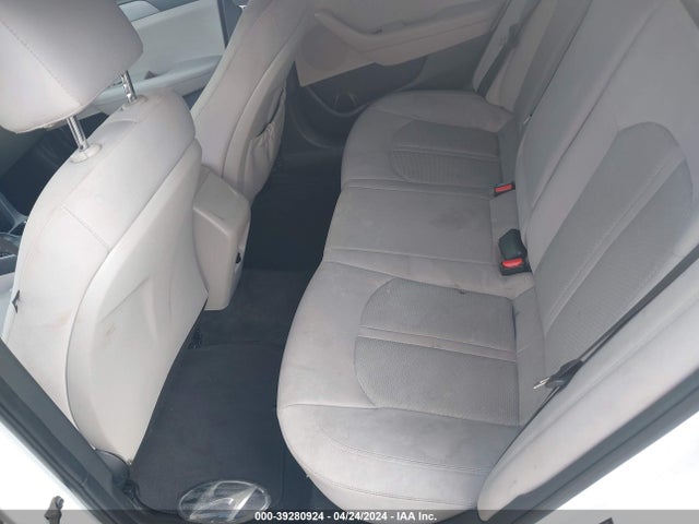 Hyundai SONATA SE 2018 5NPE24AF5JH655656 Image 8