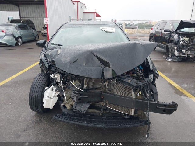 Toyota COROLLA LE 2016 5YFBURHE3GP518296 Image 13