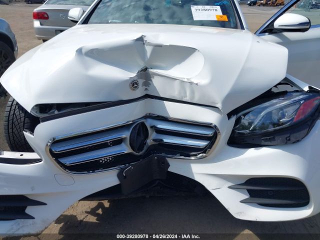 WDDZF6GB2JA477563 Mercedes-Benz E 400 4matic