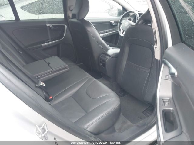 YV440MWK0J2052068 Volvo V60 Cross Country T5