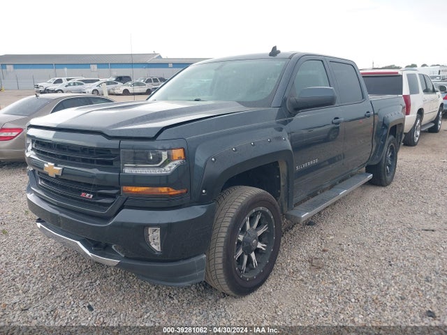 Chevrolet Silverado 1500 2lt 2018 3GCUKREC2JG419211 Image 2