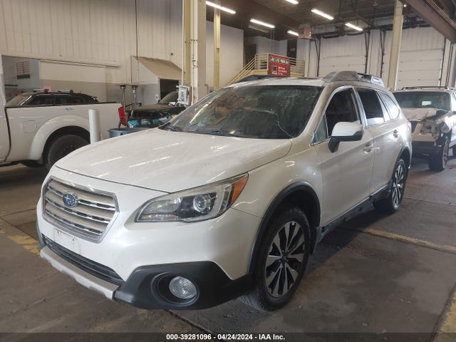 Subaru Outback 2.5i Limited 2015 4S4BSANC3F3349359 Image 2