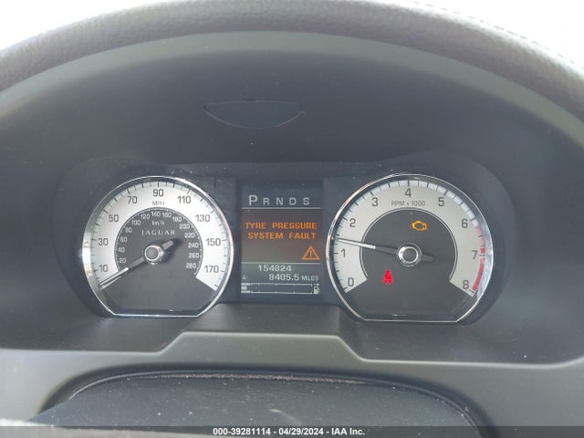 2010 JAGUAR XF SAJWA0FA4AHR59235 Photo 6