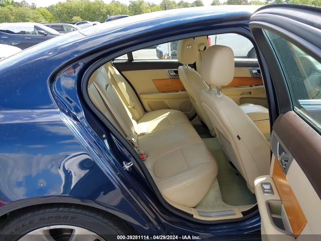 2010 JAGUAR XF SAJWA0FA4AHR59235 Photo 7