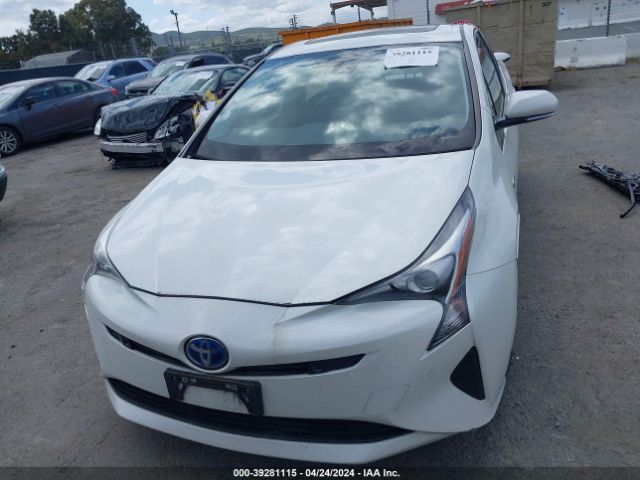 JTDKARFUXH3041444 Toyota Prius Four
