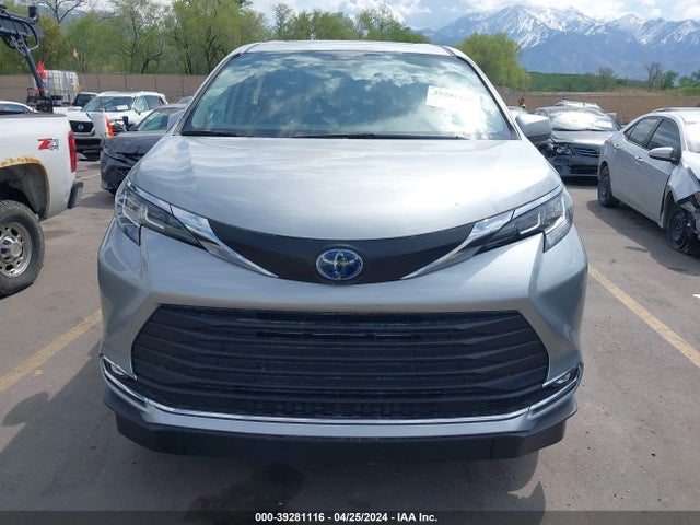 Toyota SIENNA XLE 2023 5TDJSKFC0PS087630 Image 12