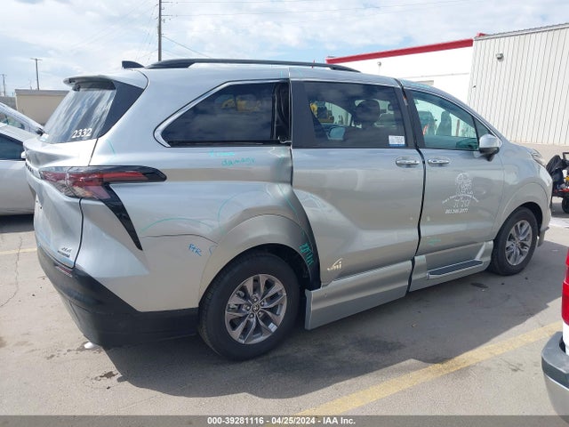 Toyota SIENNA XLE 2023 5TDJSKFC0PS087630 Image 13