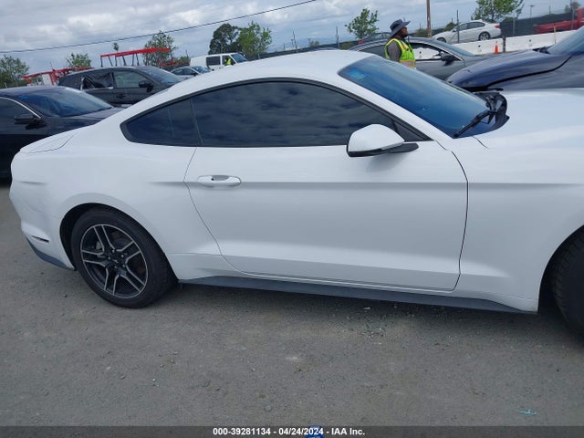 Ford Mustang Ecoboost Premium Fastback 2020 1FA6P8TH7L5136371 Image 13