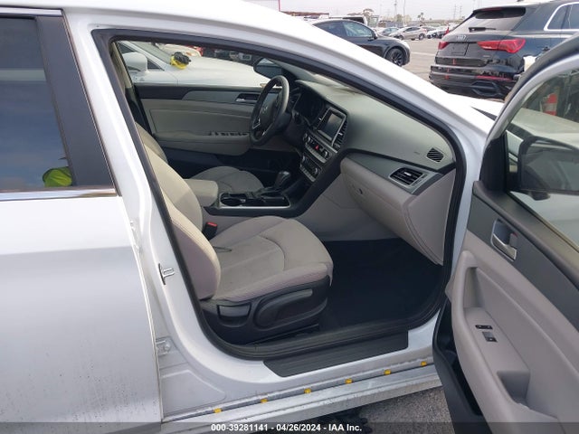 Hyundai SONATA SEL 2018 5NPE34AFXJH602285 Image 5