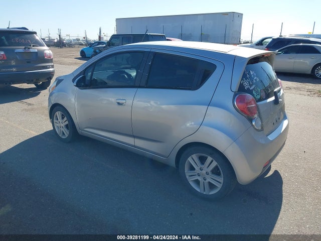 Chevrolet Spark 1lt Cvt 2015 KL8CD6S98FC734837 Image 3