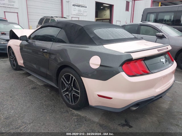 Ford Mustang Ecoboost Premium 2020 1FATP8UH7L5136565 Image 3