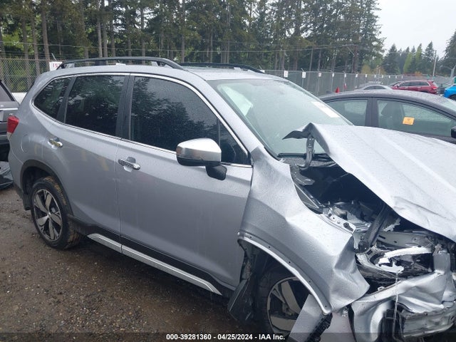 Subaru Forester Touring 2019 JF2SKAWC5KH470234 Image 13