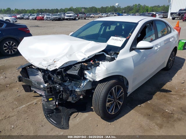 KIA Forte Lxs 2024 3KPF24AD2RE706145 Image 2