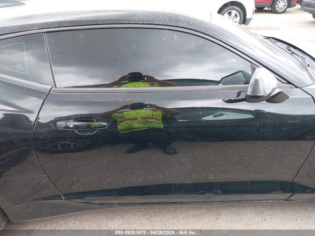 Chevrolet Camaro 1lt 2017 1G1FB1RS2H0177281 Image 13