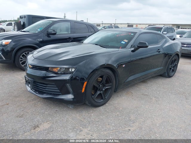 Chevrolet Camaro 1lt 2017 1G1FB1RS2H0177281 Image 2