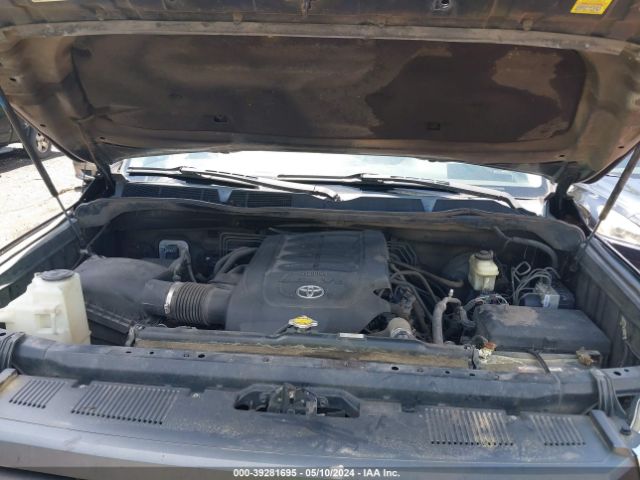 5TFRM5F1XEX076025 Toyota Tundra Sr5 4.6l V8