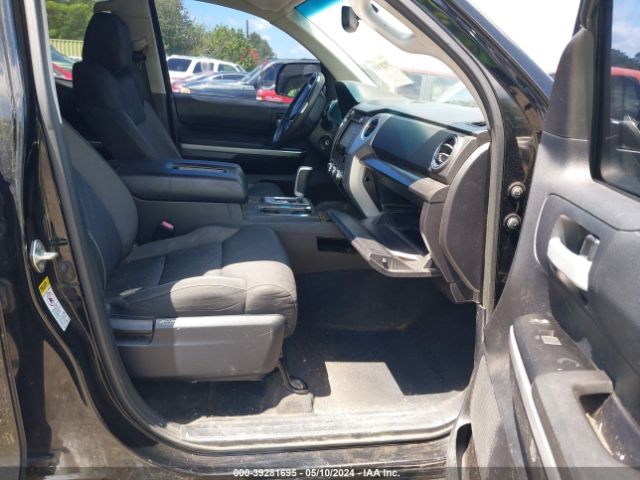 5TFRM5F1XEX076025 Toyota Tundra Sr5 4.6l V8