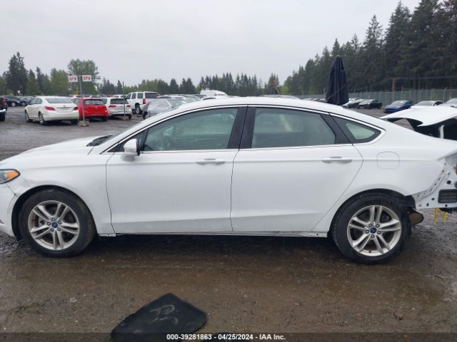 3FA6P0HD5JR156636 Ford FUSION SE
