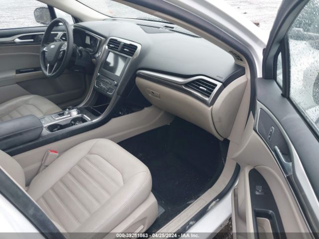 3FA6P0HD5JR156636 Ford FUSION SE