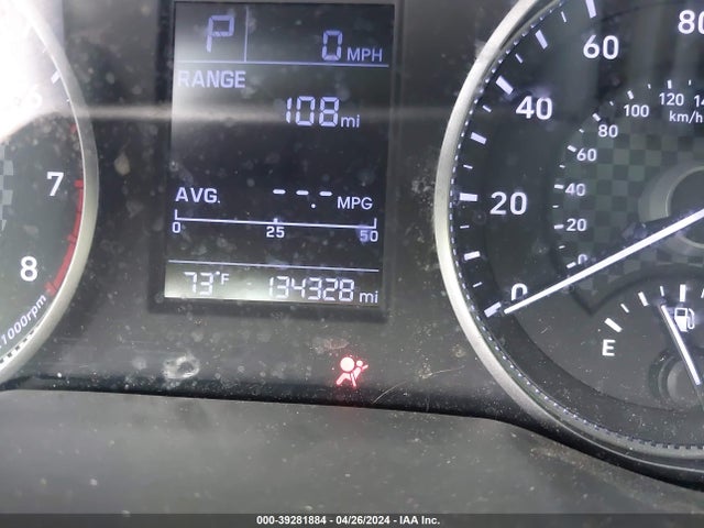 Hyundai ELANTRA SE 2019 5NPD74LF8KH470920 Image 15