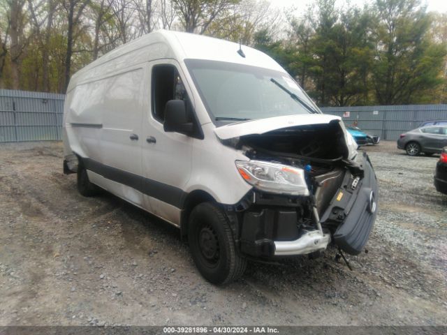 W1Y4NCHY3PT133418 auction archive image