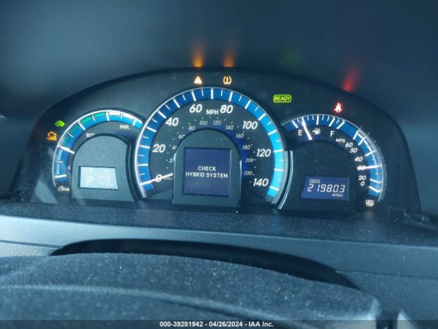 4T1BD1FKXEU110352 Toyota Camry Hybrid Xle