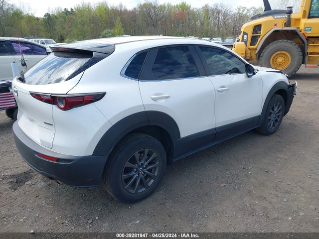3MVDMBALXMM234674 Mazda Cx-30 2.5 S
