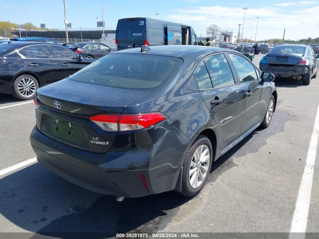 Toyota Corolla Hybrid Le 2024 JTDBCMFE2R3040053 Image 4
