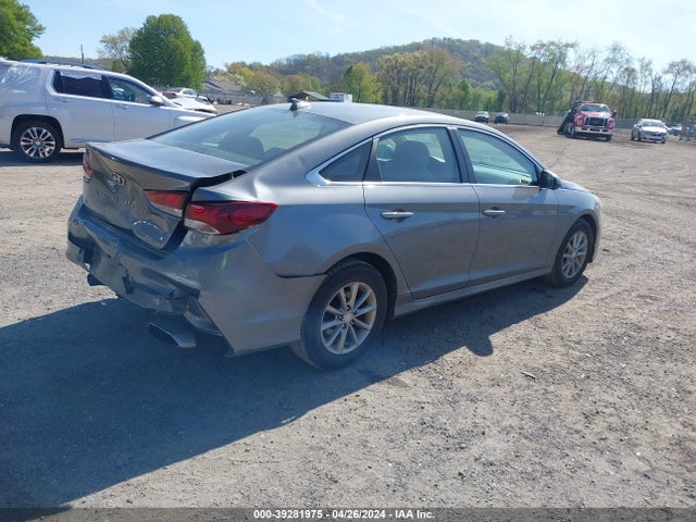 Hyundai SONATA SE 2019 5NPE24AF7KH748924 Image 4
