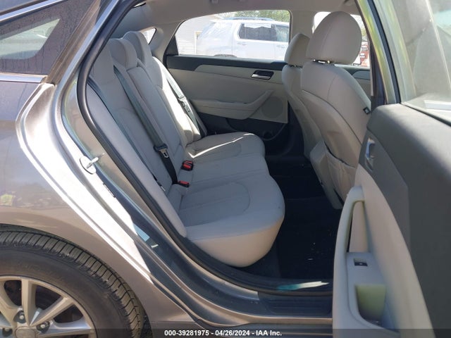 Hyundai SONATA SE 2019 5NPE24AF7KH748924 Image 8