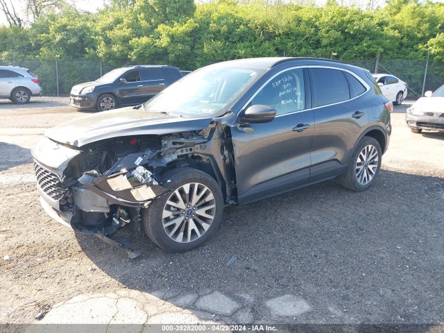 Ford Escape Titanium 2020 1FMCU9J92LUC62758 Image 2