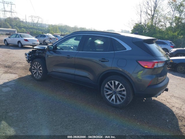 Ford Escape Titanium 2020 1FMCU9J92LUC62758 Image 3