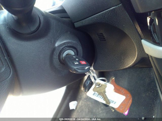 2T1BURHE5FC232920 Toyota COROLLA LE