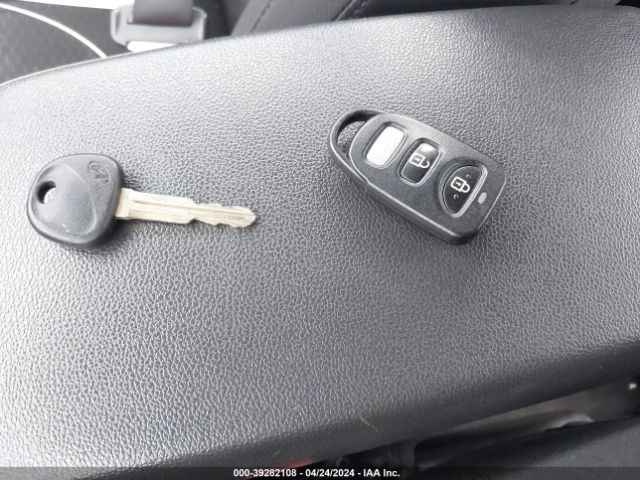 5NPD84LF0LH513760 Hyundai ELANTRA SEL