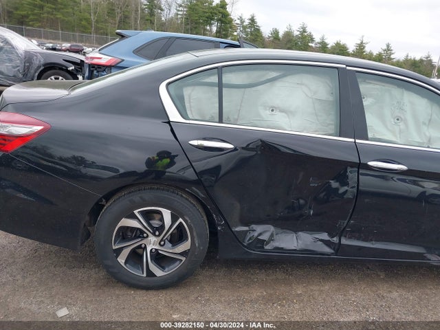Honda ACCORD LX 2017 1HGCR2F37HA243618 Image 6