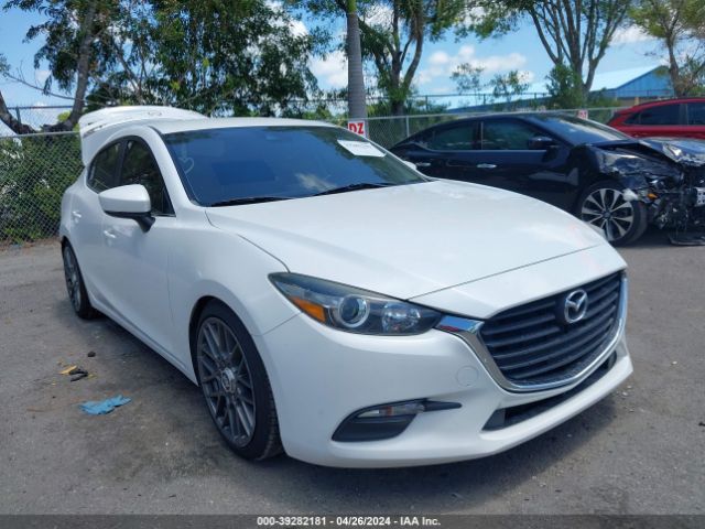 39282181 :رقم المزاد ، 3MZBN1V3XJM177430 vin ، 2018 Mazda Mazda3 Touring مزاد بيع