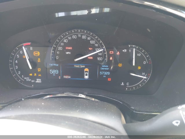 1GYKNDRS0JZ240808 Cadillac XT5 LUXURY