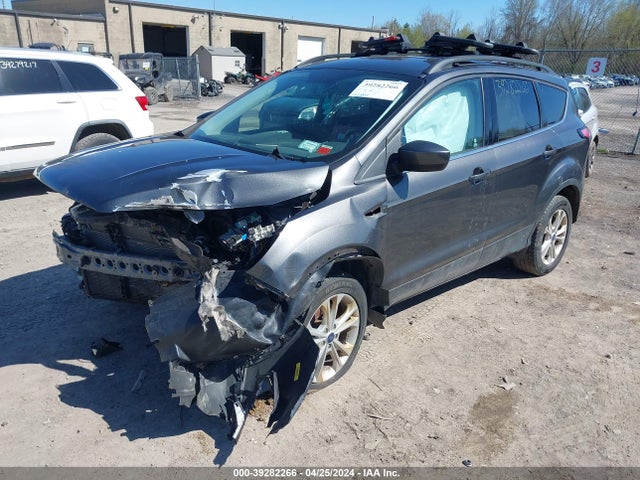 Ford ESCAPE SE 2018 1FMCU9GD5JUD40359 Image 2
